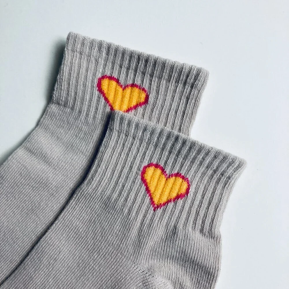 🍒 5/$25 🍒 Women's Ankle Crew Socks with Hearts Khaki & Yellow